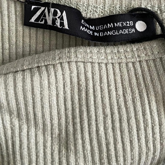 ZARA Puff Sleeve Sea Foam Green Top - Picture 4 of 4